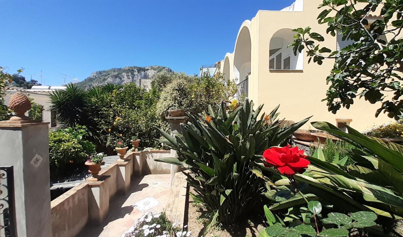 Villa Dorothee กาปรี ภายนอก รูปภาพ